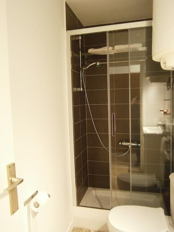 Marbel Apartments Барселона Стая снимка