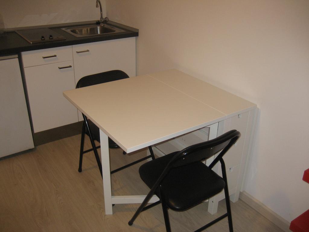 Marbel Apartments Барселона Екстериор снимка
