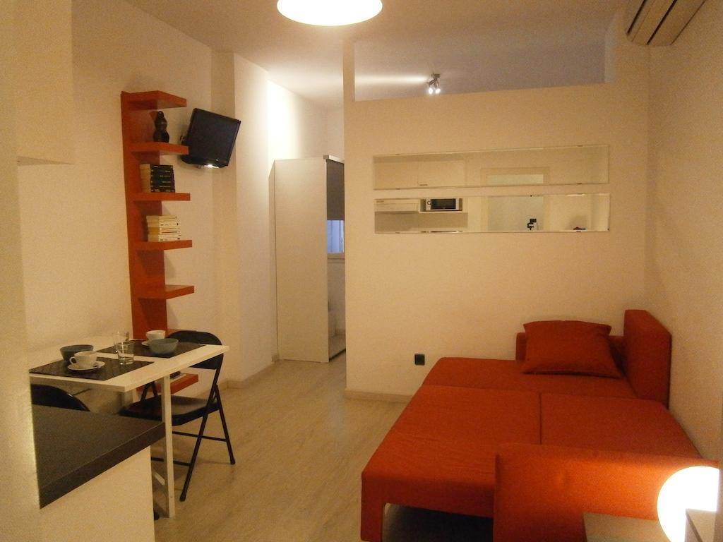 Marbel Apartments Барселона Стая снимка