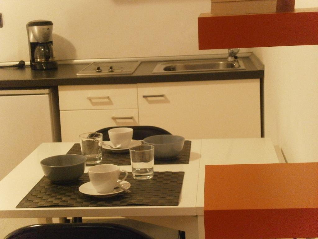 Marbel Apartments Барселона Стая снимка